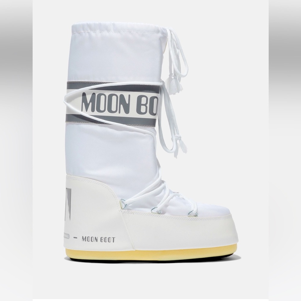 Snow Moonboots white color, new!!!❄️❄️❄️